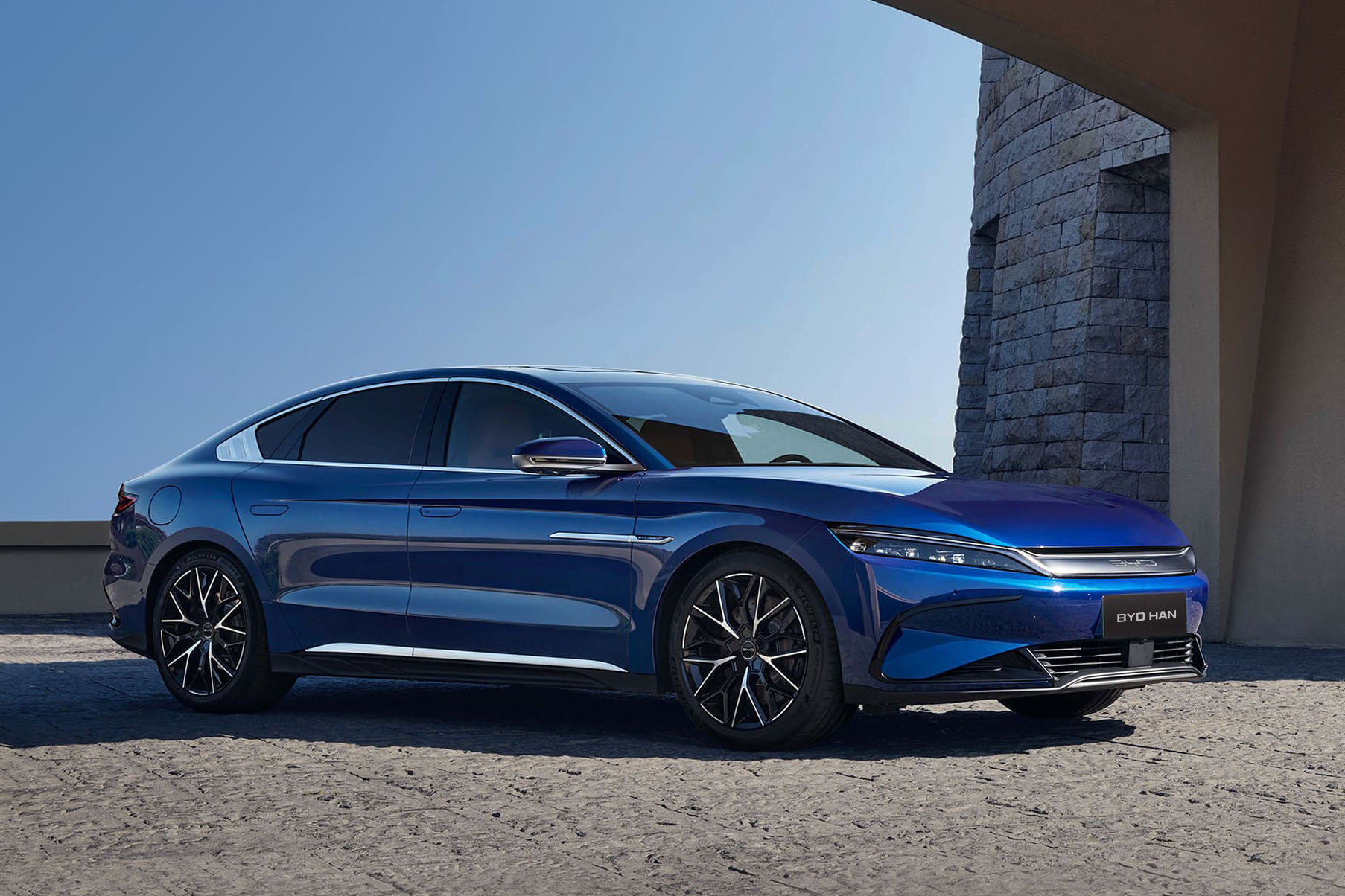 BYD HAN EV