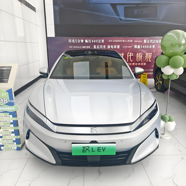  Byd Han L 2025 DM Hybrid 4WD New Energy Vehicles