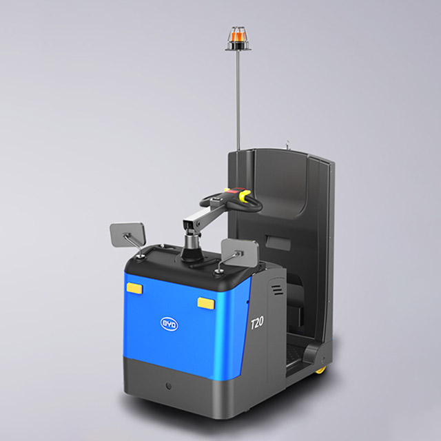 Stand-on Towing Tractor